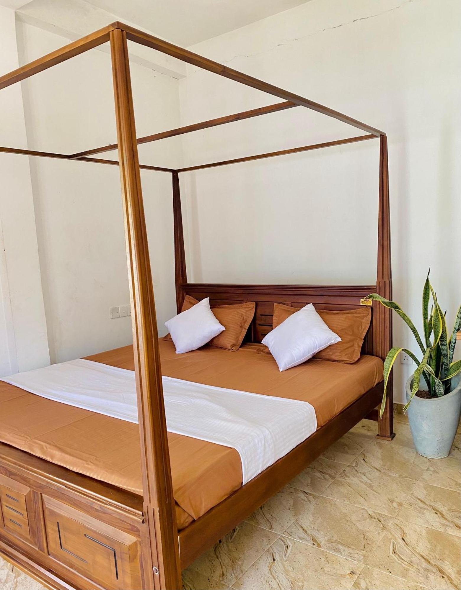 فيليغاما Sasmika Villa Surf And Yoga Hostel المظهر الخارجي الصورة