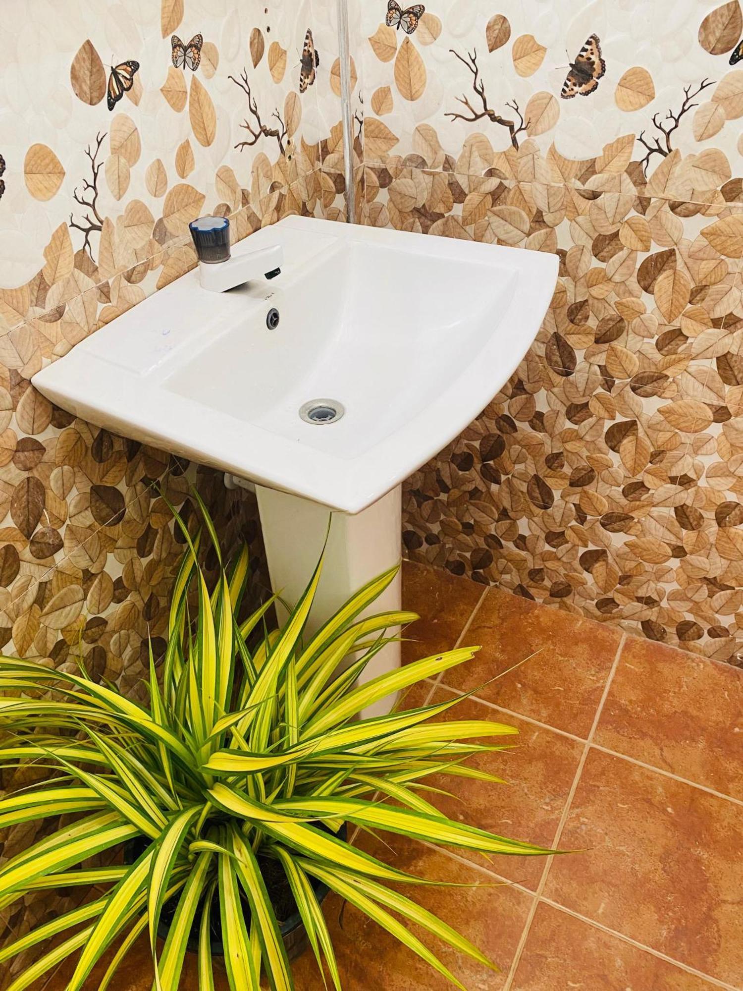 فيليغاما Sasmika Villa Surf And Yoga Hostel المظهر الخارجي الصورة