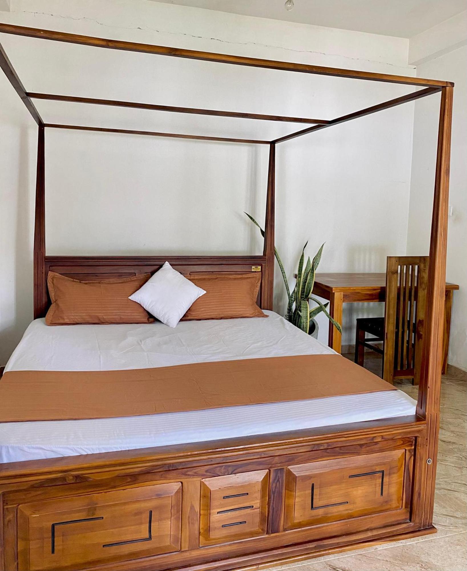 فيليغاما Sasmika Villa Surf And Yoga Hostel المظهر الخارجي الصورة
